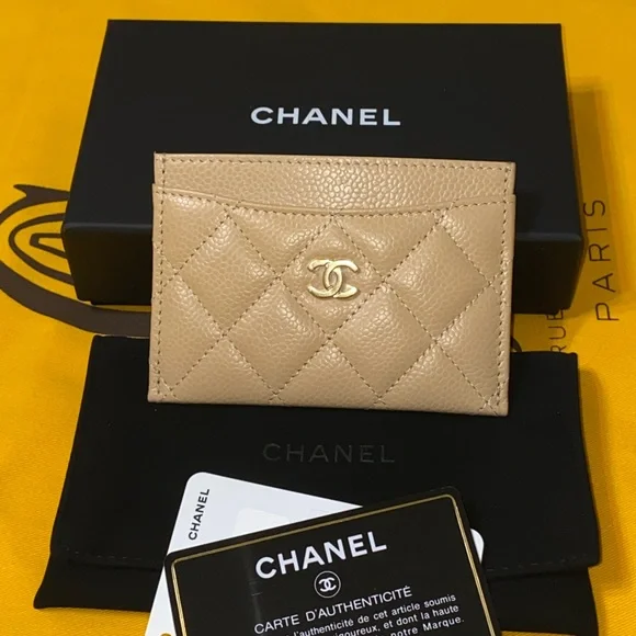NWT CHANEL CARD HOLDER - Picture 12 of 15
